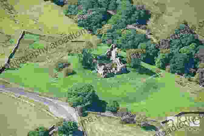 Pendragon Castle, A Historic Fortification Overlooking The River Eden Walking The Orton Fells (Walks In Kirkby Stephen District 7)